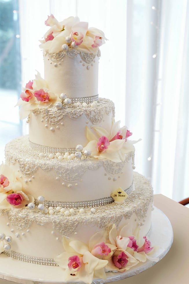 TORTA-740X980 TORTA-740X980